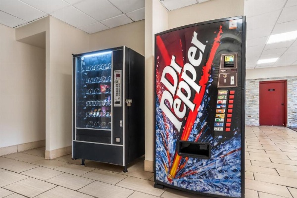 Red Roof Inn Montgomery - Midtown image 10