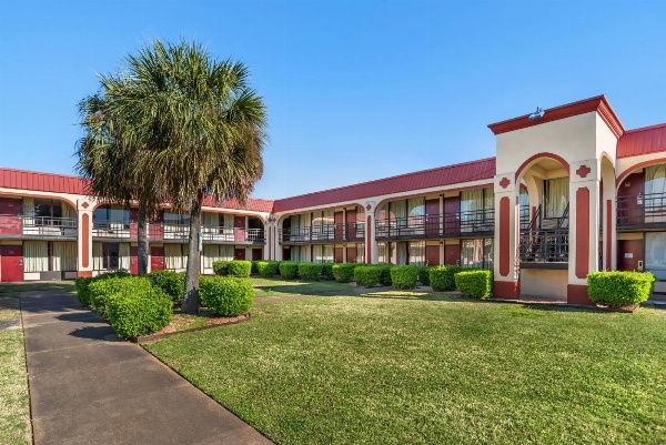 Red Roof Inn Montgomery - Midtown Main image