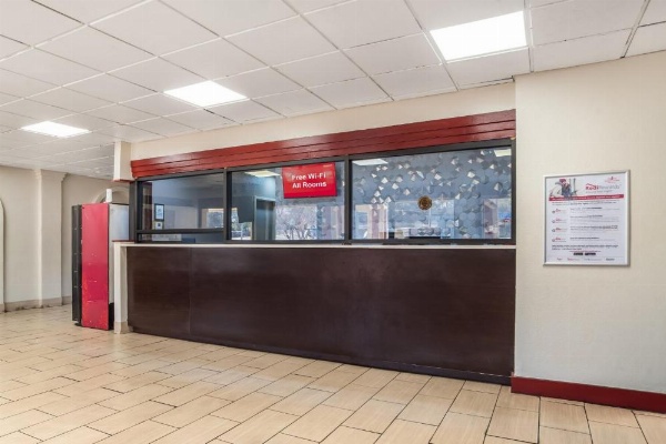 Red Roof Inn Montgomery - Midtown image 5